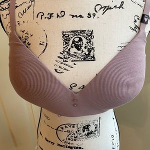 Victoria’s Secret lightly lined wireless t shirt bra, 36DDD, NWT